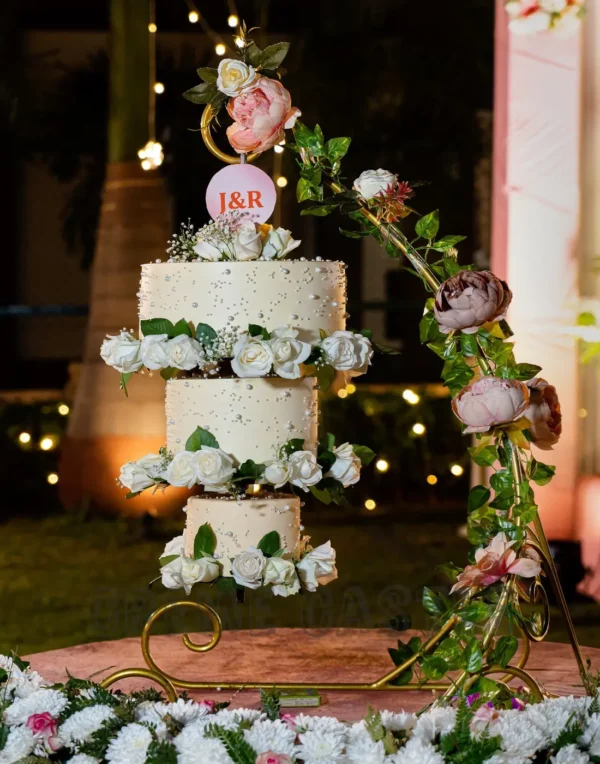 3 Tier Floral Chandelier Cake for Wedding
