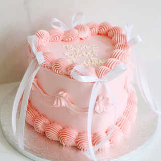 Heart Shape Ribbon Cake
